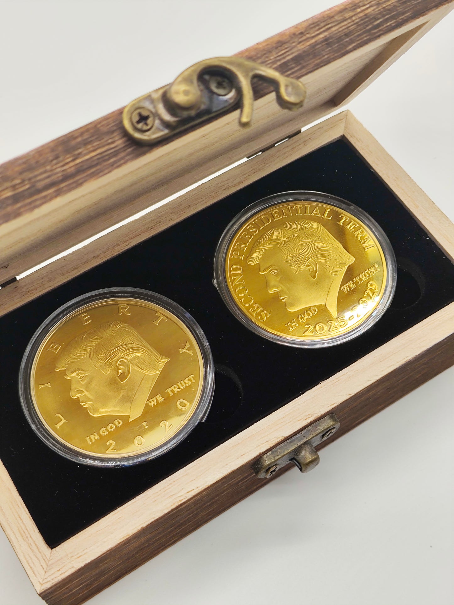 Donald Trump Gold Coin Set -- THE COMEBACK OF A LIFETIME.